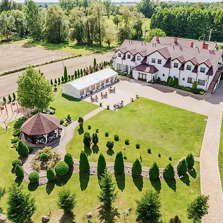 Bed and Breakfast Gosciniec Zacisze I Blisko A2 Dabie-Uniejow I Restauracja Экстерьер фото