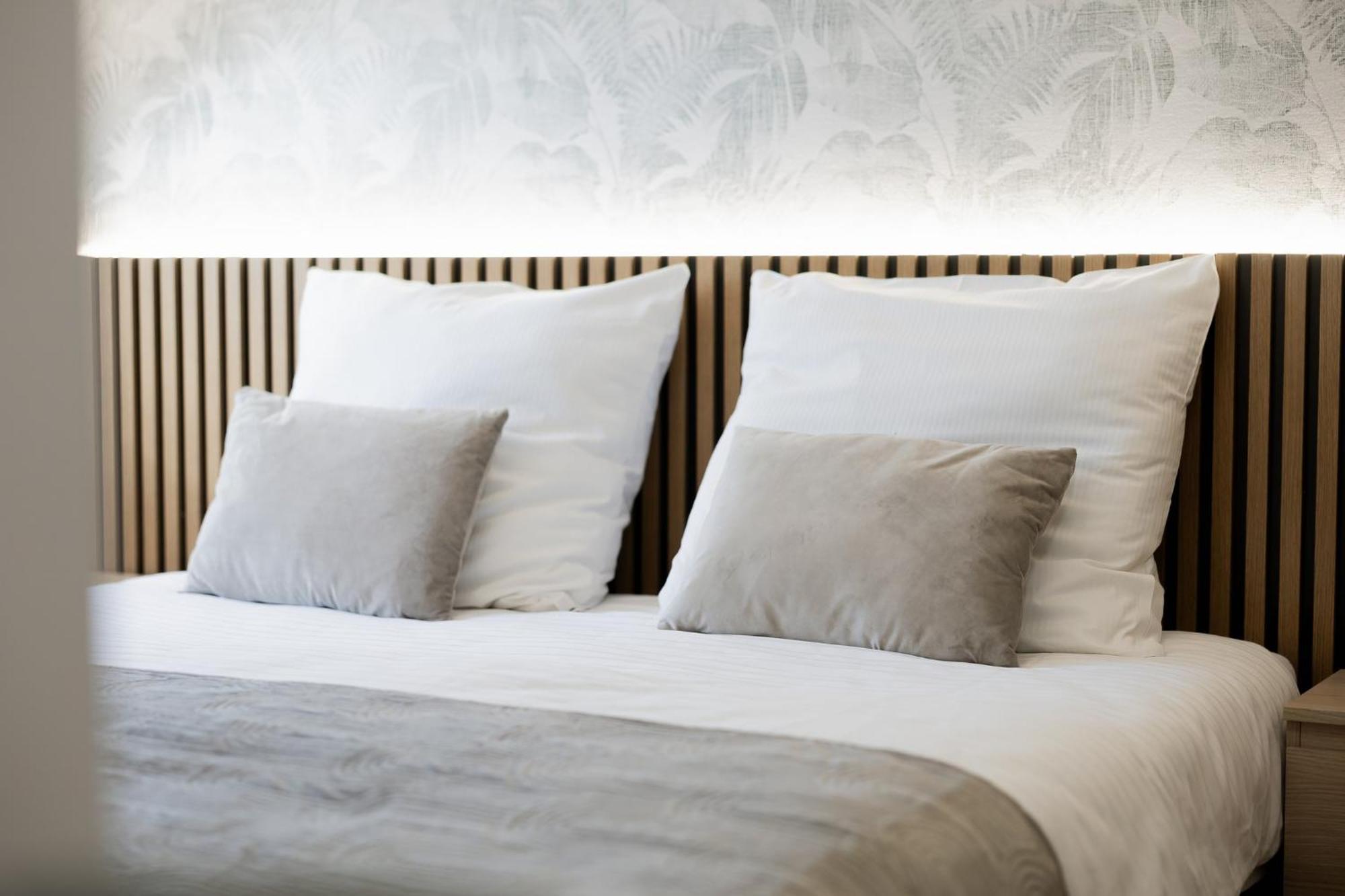Bed and Breakfast Gosciniec Zacisze I Blisko A2 Dabie-Uniejow I Restauracja Экстерьер фото