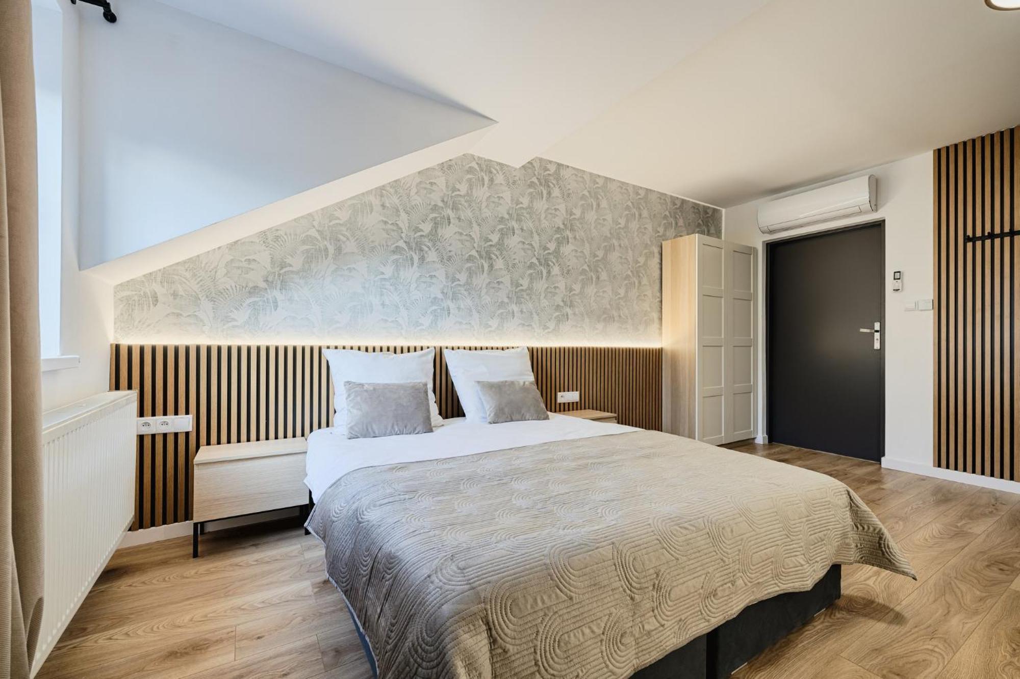 Bed and Breakfast Gosciniec Zacisze I Blisko A2 Dabie-Uniejow I Restauracja Экстерьер фото